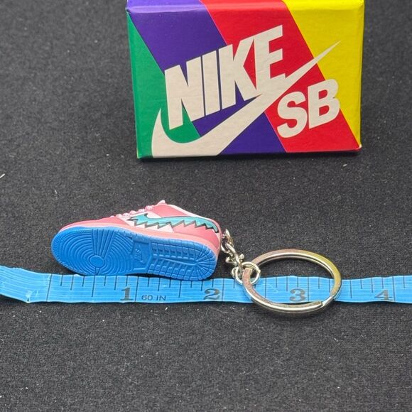 Kids Pink Keychain Shoe - Picture 7 of 9